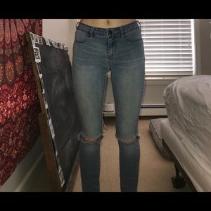 distressed bullhead jeans